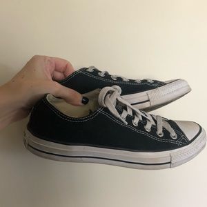 Women’s black converse - size 9